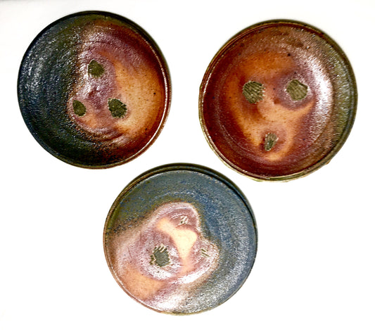 Set of 3 Woodfired plates 0001